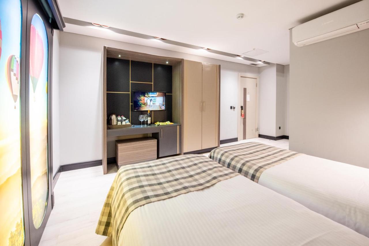Dosso Dossi Hotels Laleli Istanbul Exterior foto